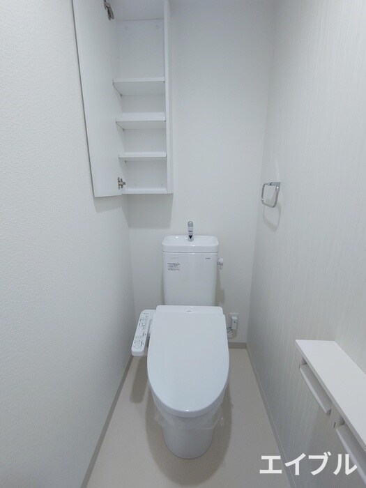 物件内観写真13　(トイレ)