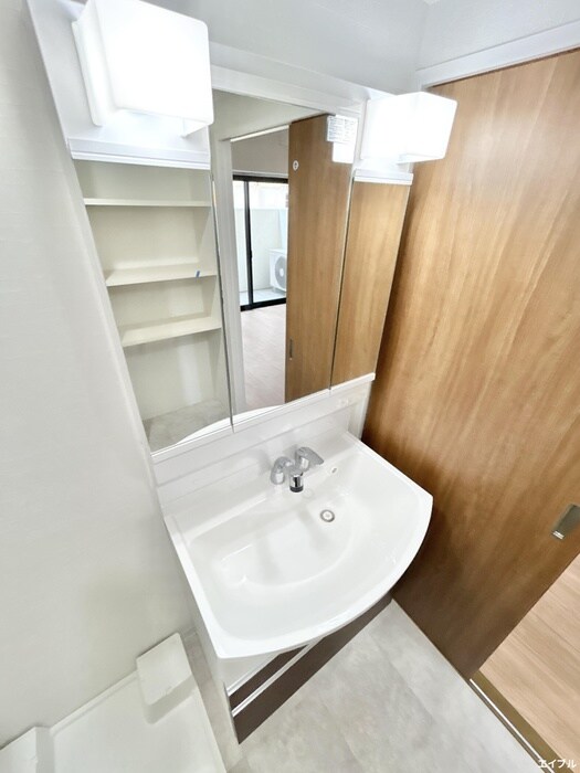 物件内観写真15　(洗面)