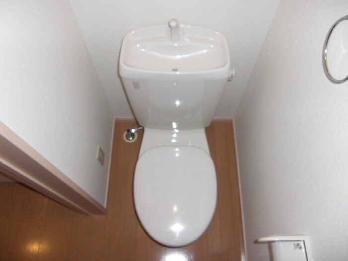 物件内観写真14　(トイレ)