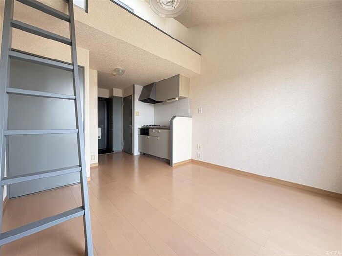 物件内観写真9　(居室)