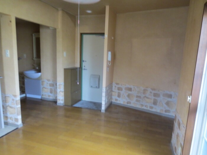 物件内観写真6　(居室)