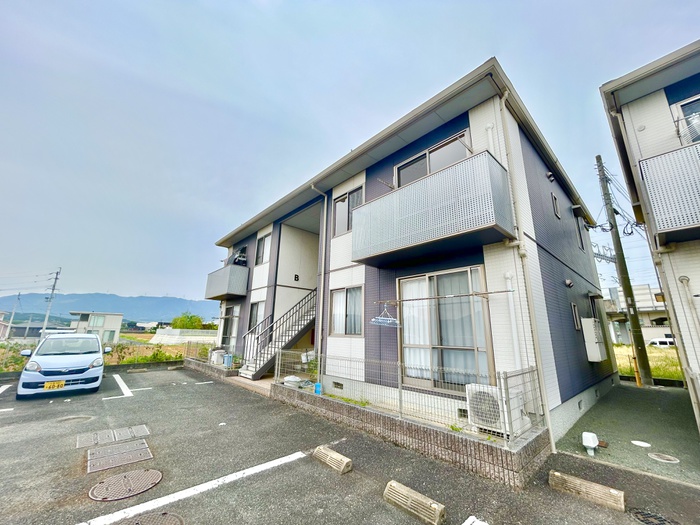 ディアス金丸　B棟