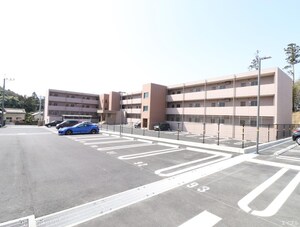 ロイヤルパークタウンB外観写真
