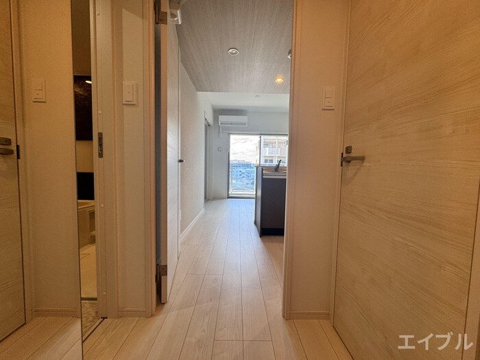 物件内観写真18　(廊下)
