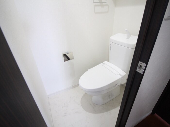 物件内観写真14　(トイレ)
