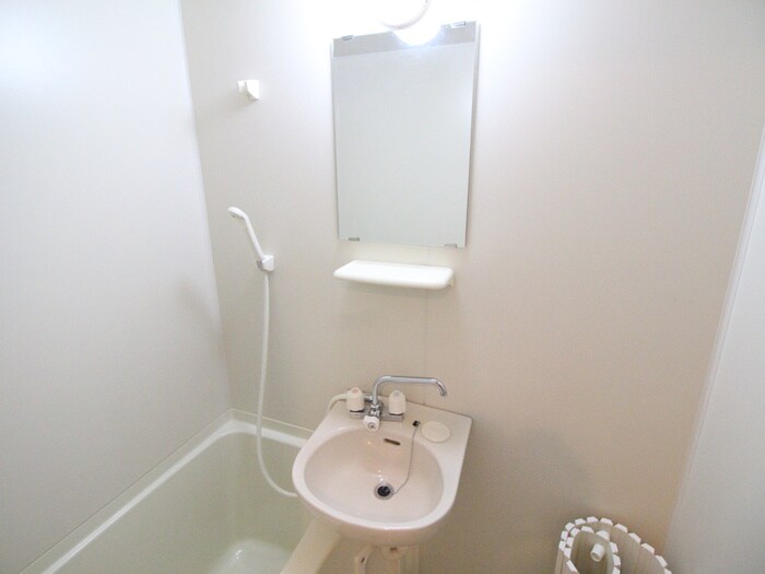 物件内観写真10　(洗面)