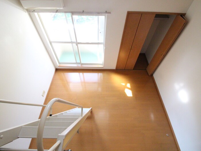 物件内観写真17　(居室)