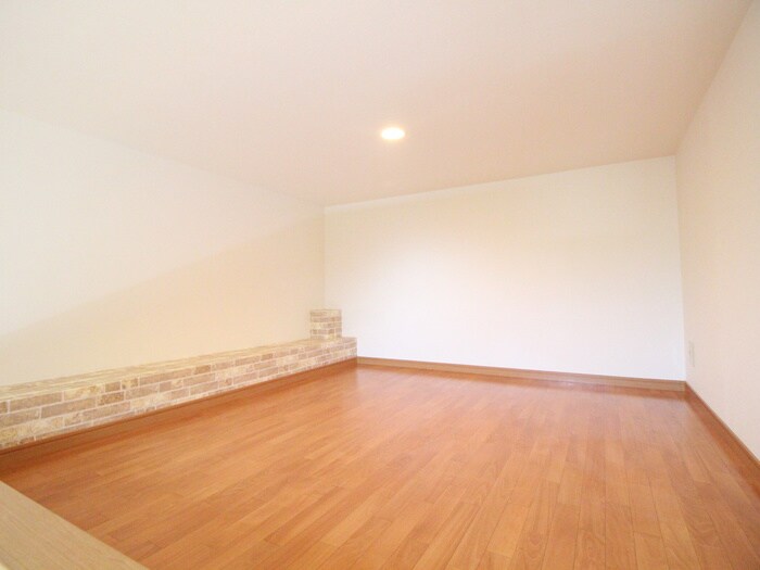 物件内観写真18　(ロフト)