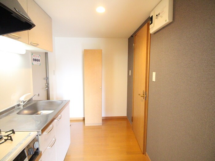 物件内観写真19　(廊下)