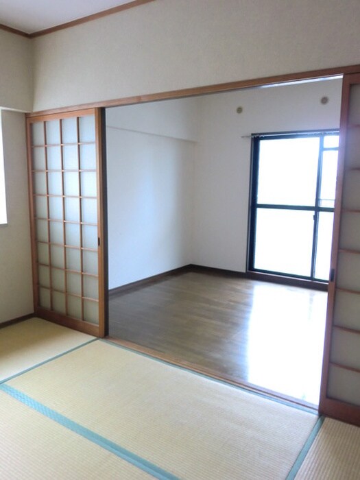 物件内観写真16　(居室)