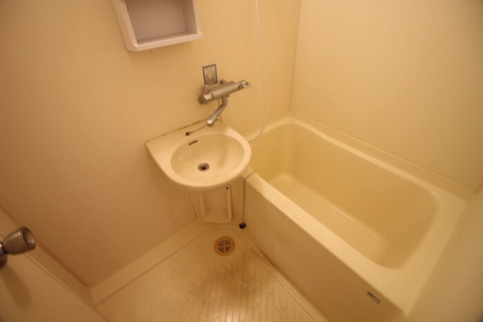 物件内観写真11　(バス／シャワールーム等)