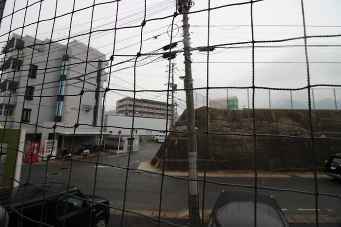 物件内観写真22　(室内からの展望)