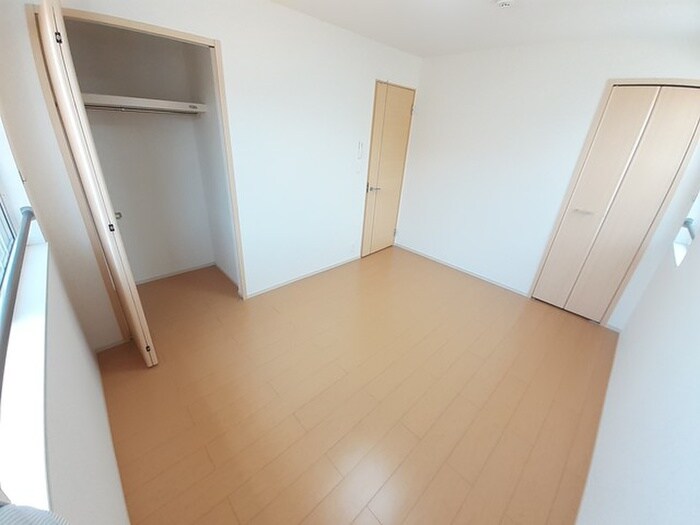 物件内観写真13　(収納)