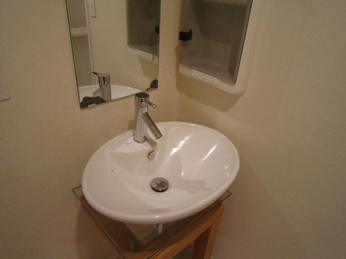 物件内観写真8　(洗面)