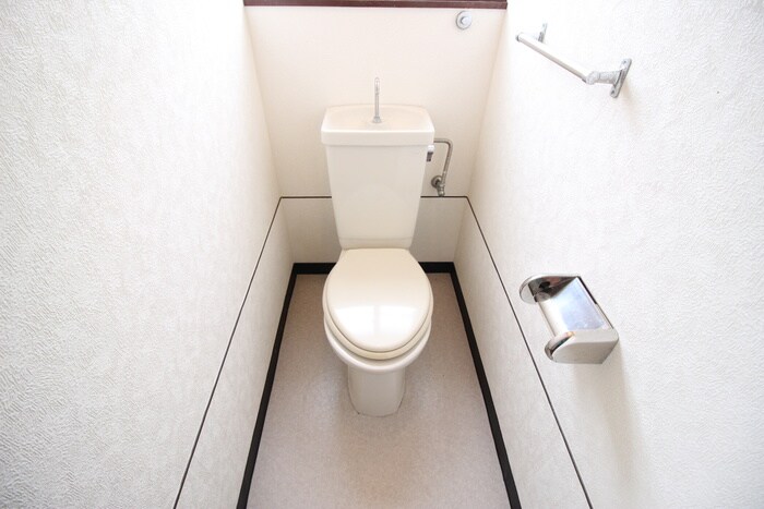 物件内観写真9　(トイレ)