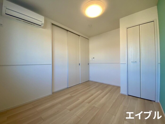 物件内観写真8　(居室)