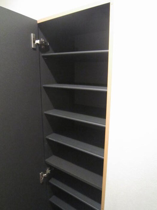 物件内観写真10　(靴箱)