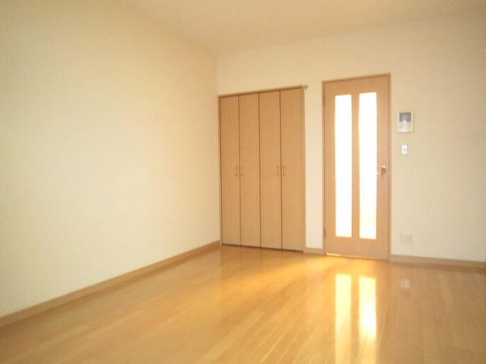 物件内観写真14　(居室)