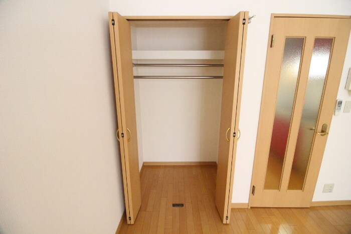 物件内観写真15　(収納)