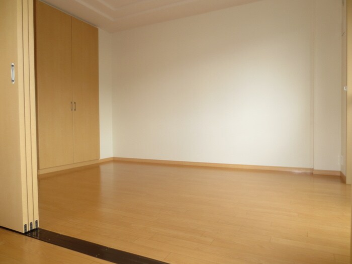物件内観写真13　(居室)