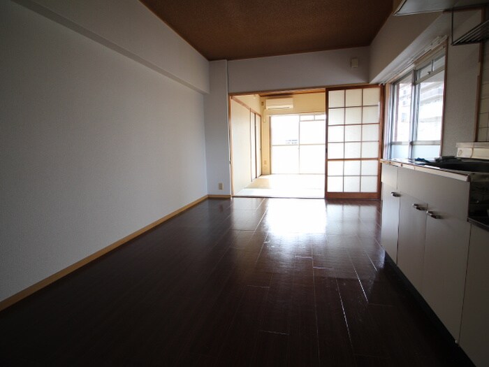 物件内観写真6　(居室)