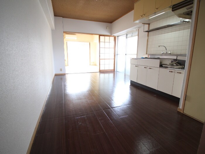 物件内観写真9　(居室)