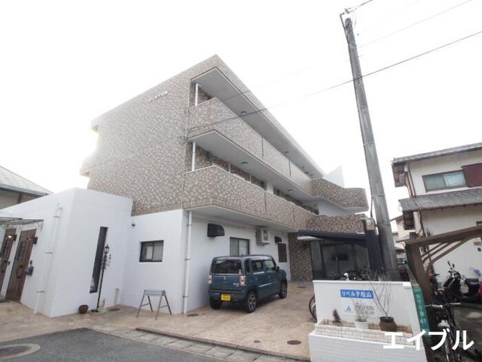 物件外観写真6　(外観写真)