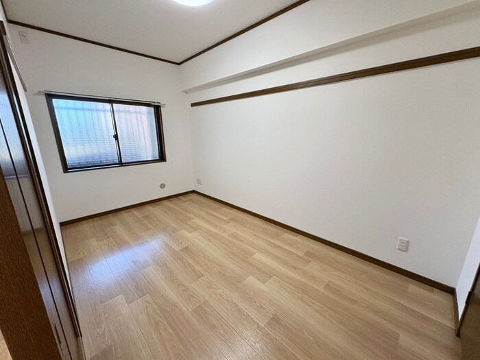 物件内観写真5　(居室)