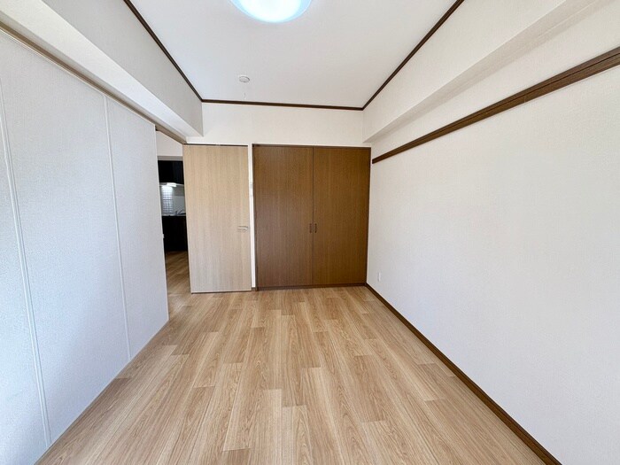 物件内観写真6　(居室)