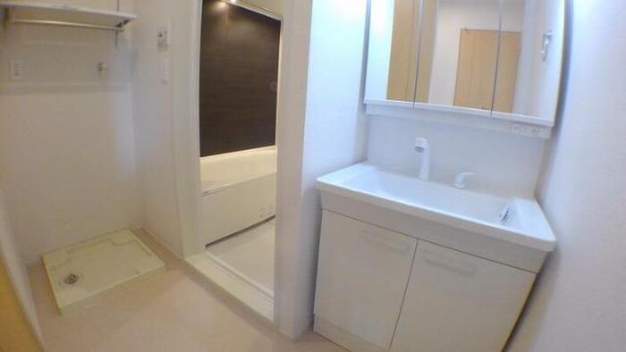 物件内観写真11　(洗面)