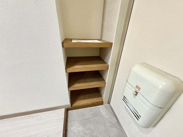 物件内観写真16　(靴箱)