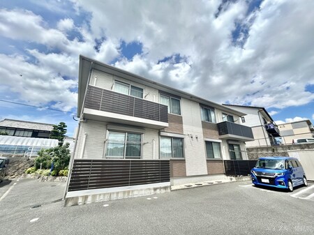 プロヌーブシャインＡ外観写真