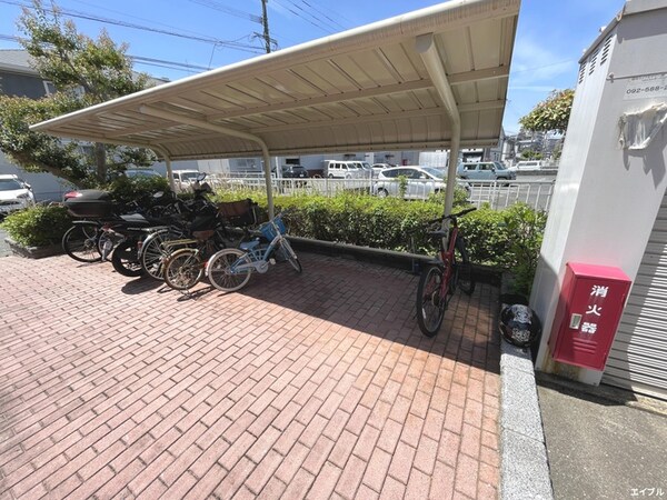 駐輪場