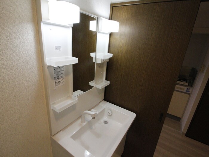 物件内観写真11　(洗面)