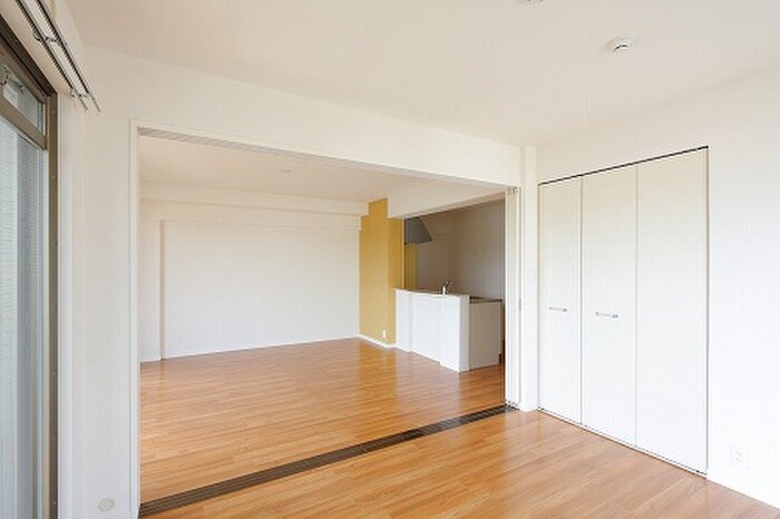 物件内観写真8　(居室)