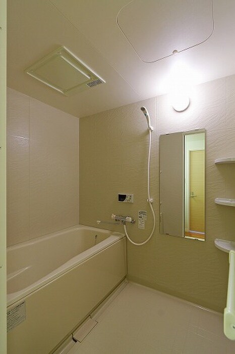 物件内観写真12　(バス／シャワールーム等)