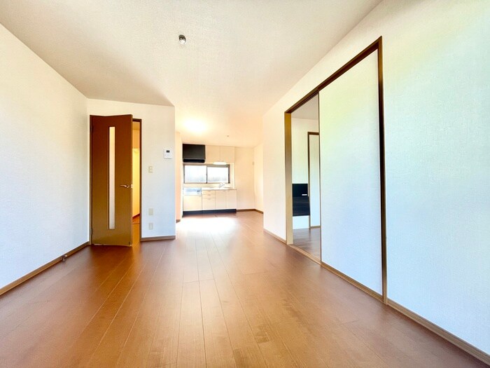 物件内観写真5　(居室)