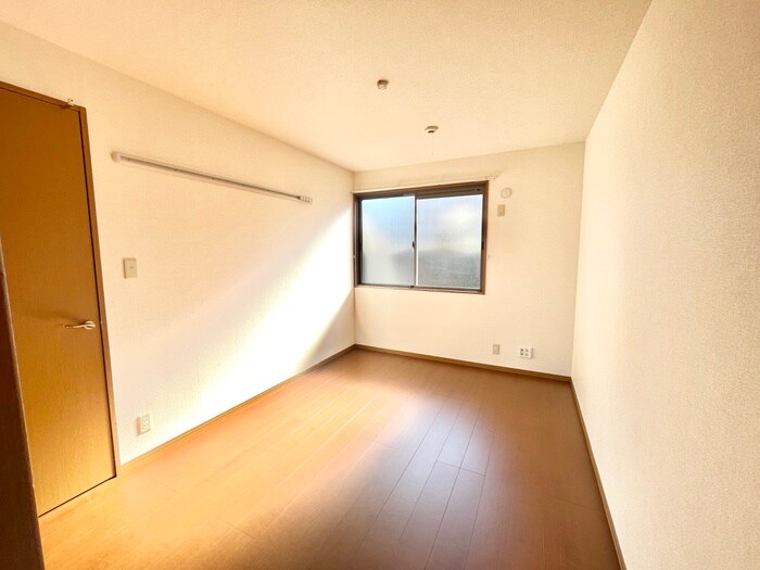 物件内観写真17　(居室)