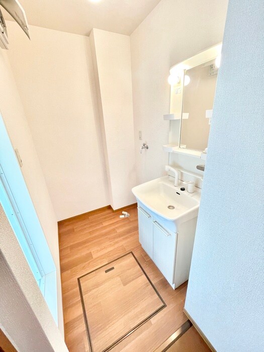 物件内観写真19　(洗濯機置場)