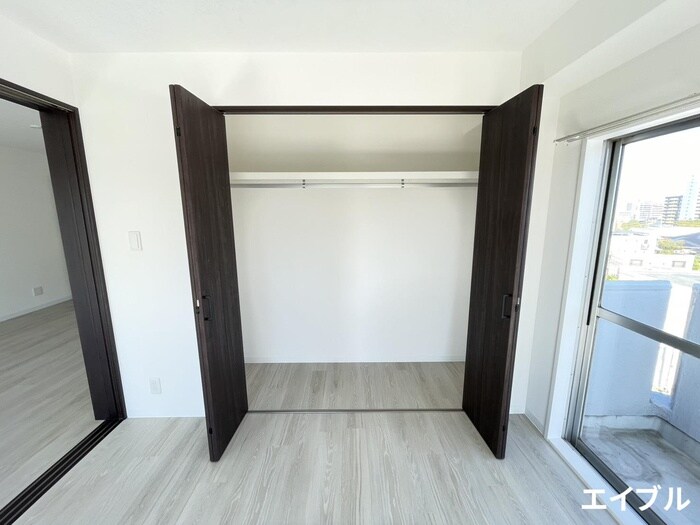 物件内観写真17　(収納)