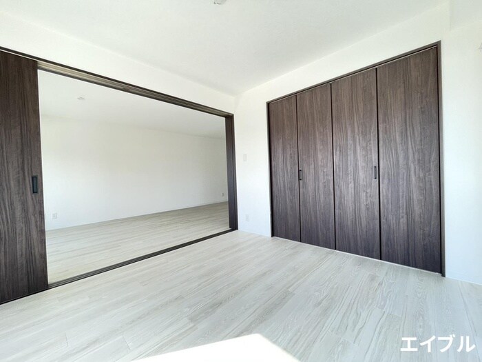 物件内観写真18　(居室)