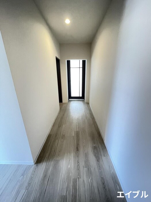 物件内観写真22　(廊下)