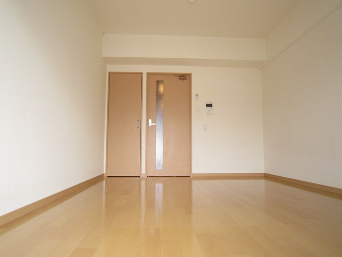 物件内観写真4　(居室)