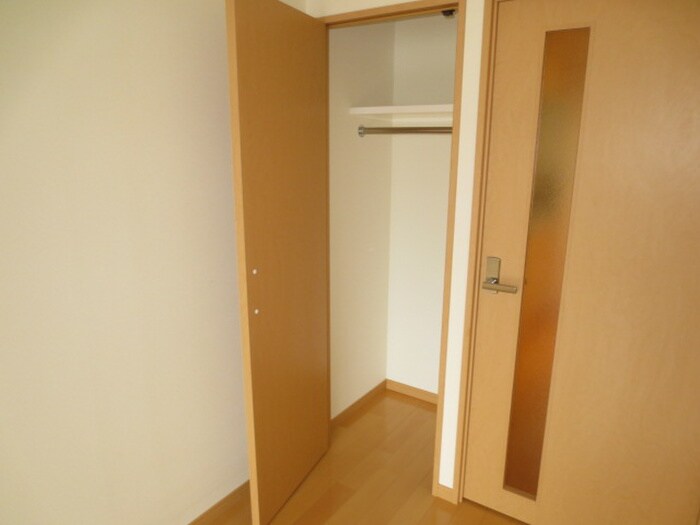 物件内観写真7　(収納)