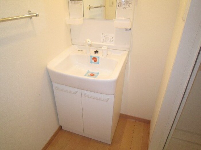 物件内観写真10　(洗面)