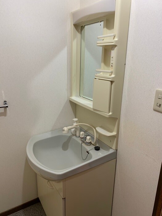 物件内観写真10　(洗面)