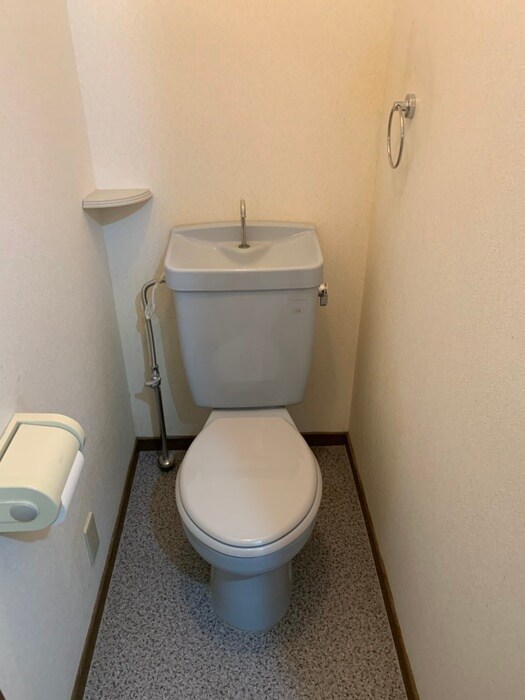 物件内観写真12　(トイレ)