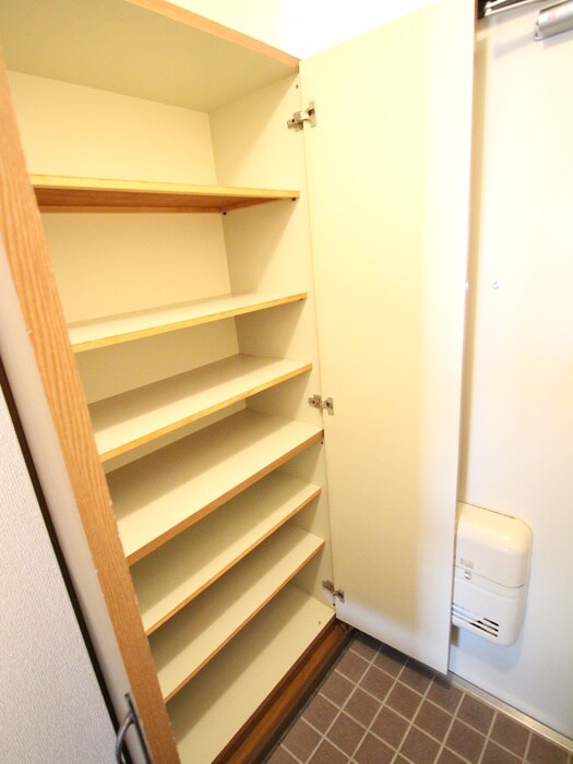 物件内観写真20　(靴箱)