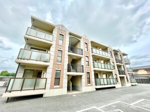 キャンファマンションⅡ外観写真