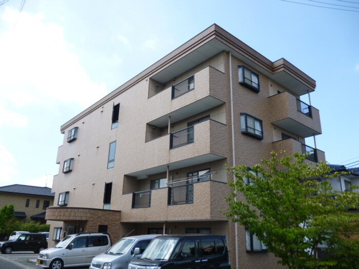 物件外観写真2　(駐車場)